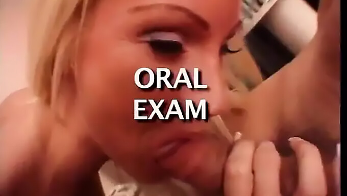 Blond Bomba Si Užívá Velký Penis A Orální Sex V Pov