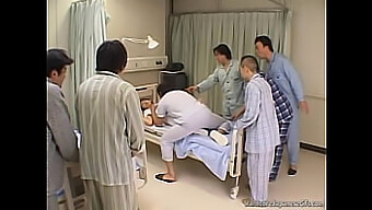 Une Infirmière Japonaise Amateur Se Fait Remplir De Sperme Dans Une Vidéo Chaude